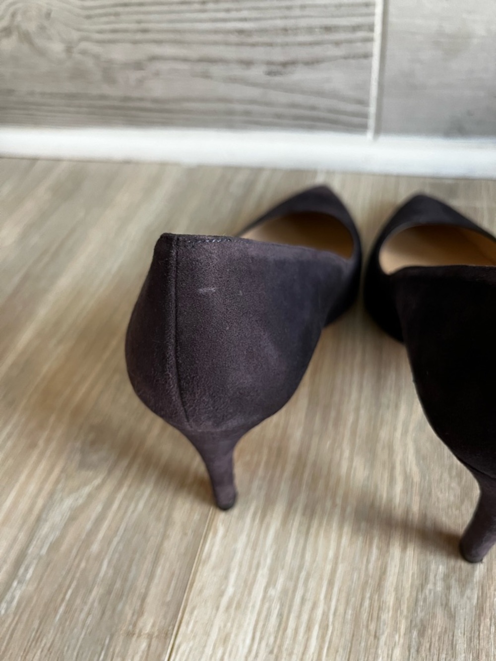 LK Bennett Women’s Dark Blue Suede Pointed-Toe Pumps 3 1/2” Heel Size 40 (US 10) - Picture 6 of 9
